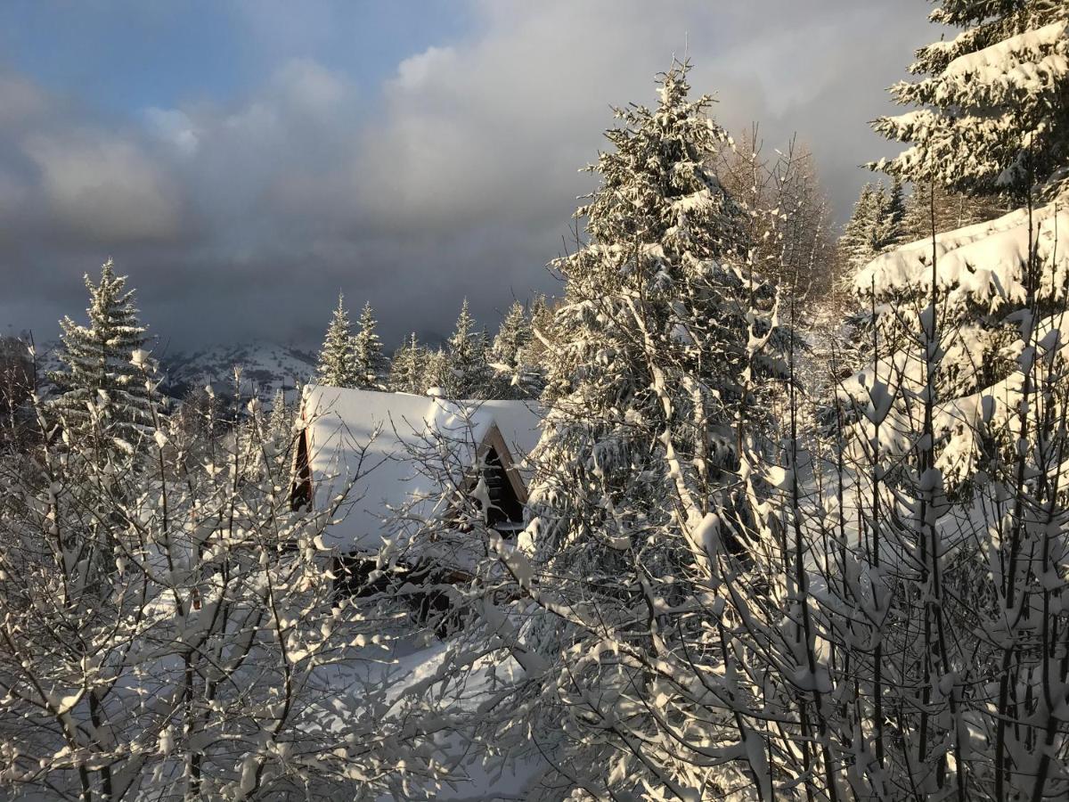 Le Chalet Pointu De Capucine Бур-Сен-Морис Экстерьер фото