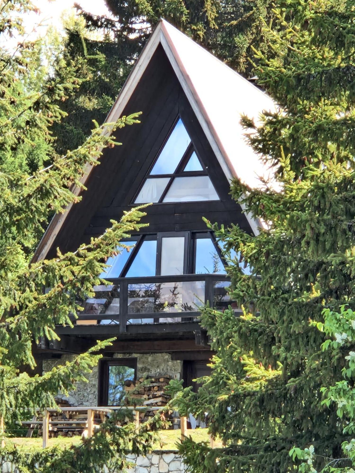 Le Chalet Pointu De Capucine Бур-Сен-Морис Экстерьер фото